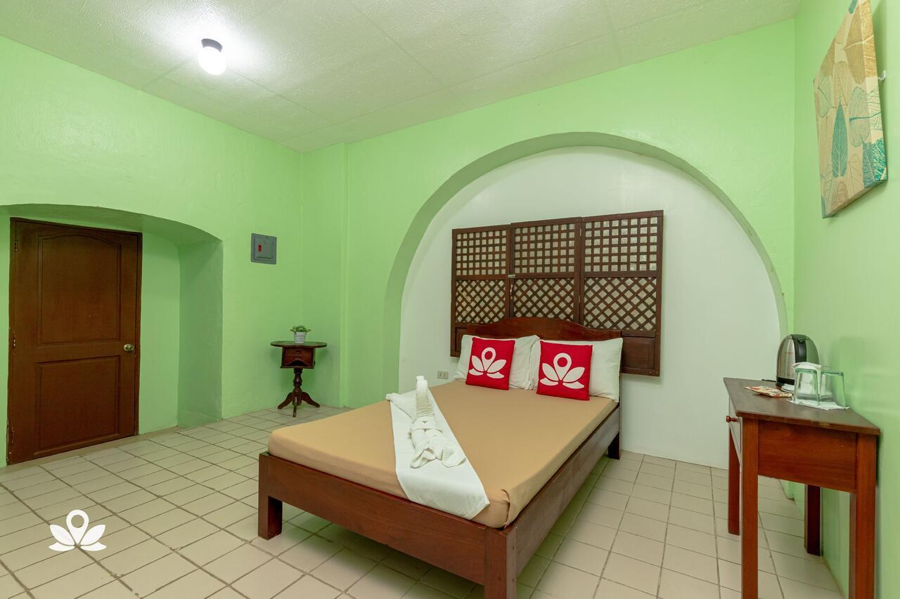 Zen Rooms Calle Crisologo Vigan Zewnętrze zdjęcie